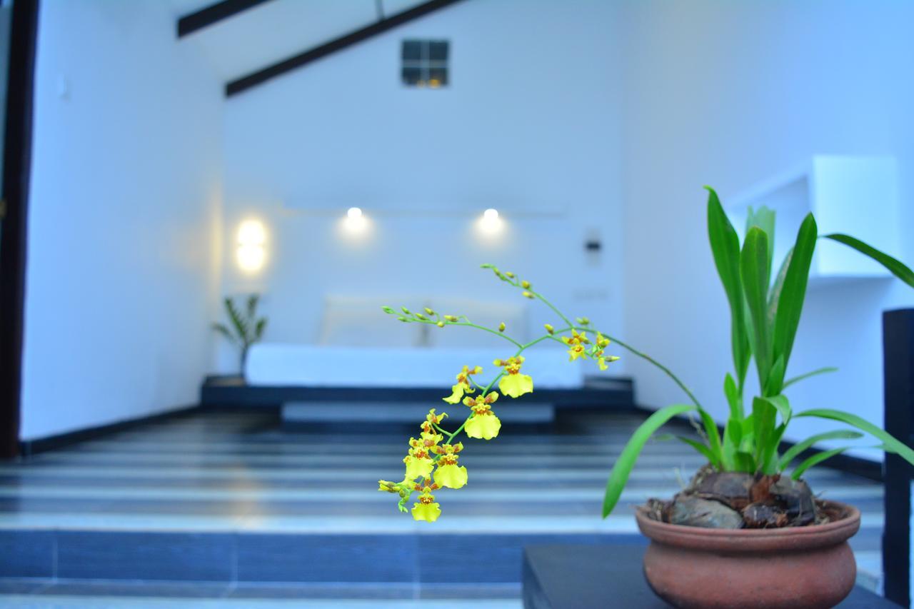 Midigama Holiday Inn Экстерьер фото