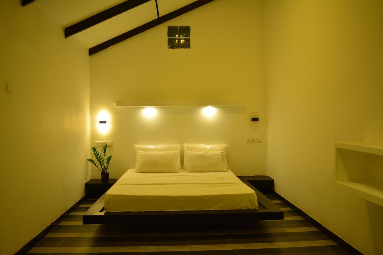 Midigama Holiday Inn Экстерьер фото
