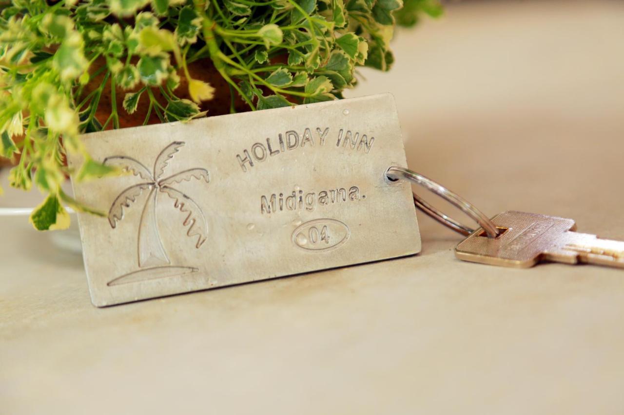 Midigama Holiday Inn Экстерьер фото
